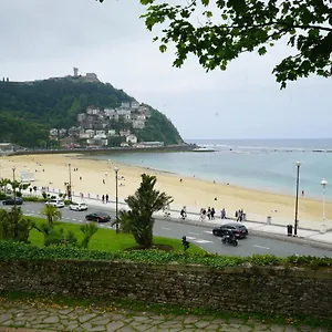 ondarreta-beach-5-pax.basquecountryhotels.org/